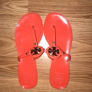TORY BURCH MINI MILLER JELLY THONG